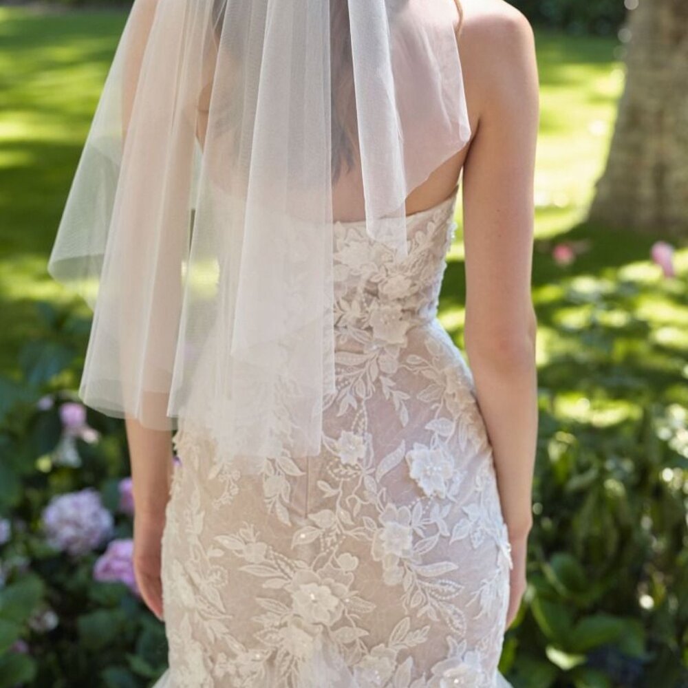 Off white/nude new mermaid wedding dress,bridal gown - Picture 6 of 9
